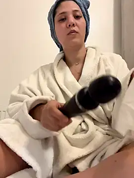 Snapshot of PrincessYYara chatting on 5, 10, 2025 PrincessYYara online show from 5, 10, 2025