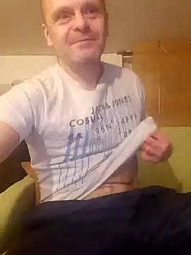 Snapshot of Kuba_Gd chatting on 10, 1, 2025 Kuba Gd online show from 10, 1, 2025