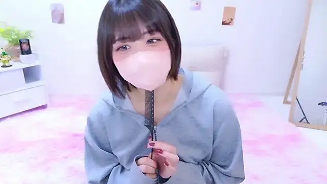 Hinata Sun online show from 18, 1, 2026