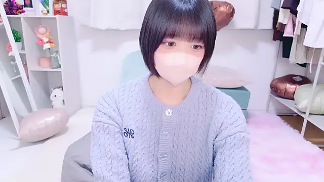 Hinata Sun online show from 19, 2, 2026