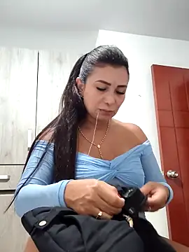 mia mancinii online show from 14, 5, 2026