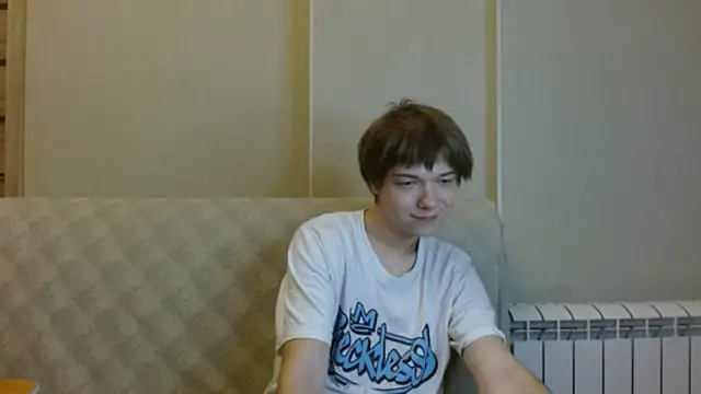 Snapshot of hilt_on_ chatting on 7, 10, 2025 hilt on online show from 7, 10, 2025