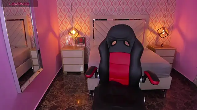 CHRISTY TEIGEN4 online show from 14, 2, 2026