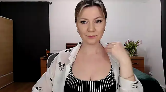 Snapshot of ParadiseAlina chatting on 20, 1, 2025 ParadiseAlina online show from 20, 1, 2025