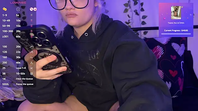 Snapshot of xxNaughtyNicolexx chatting on 5, 10, 2025 xxNaughtyNicolexx online show from 5, 10, 2025