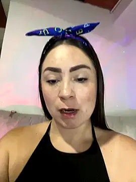 Amelia laurent online show from 27, 9, 2025