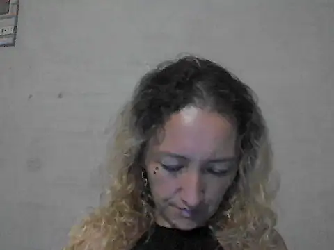 Charlotte Sweet28 online show from 9, 11, 2025