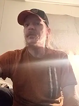 Poundtown1226 online show from 17, 2, 2026