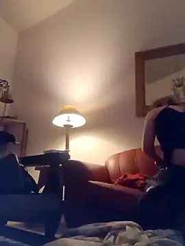 Snapshot of Marizoka chatting on 1, 10, 2025 Marizoka online show from 1, 10, 2025