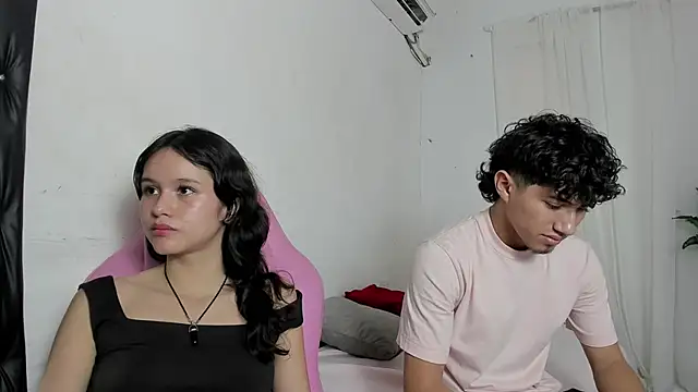 Snapshot of Laura_and_Kevin chatting on 8, 1, 2026 Laura and Kevin online show from 8, 1, 2026