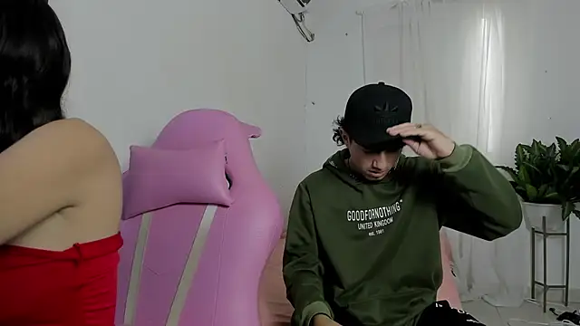 Snapshot of Laura_and_Kevin chatting on 14, 1, 2026 Laura and Kevin online show from 14, 1, 2026