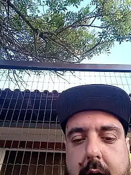 CasalTopaTudo online show from 10, 10, 2025