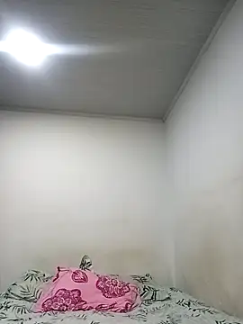 Alahia99 online show from 4, 10, 2025