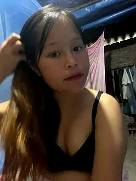 O o UwU o O online show from 12, 10, 2025