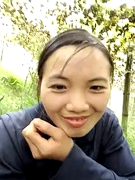 ngan-cute online show from 24, 9, 2025