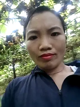 ngan-cute online show from 14, 10, 2025