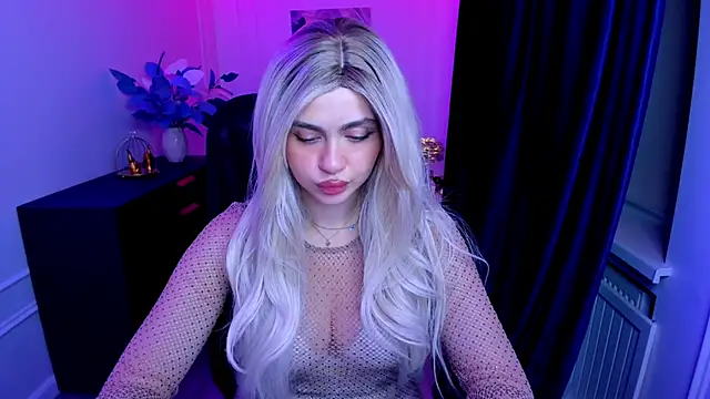 LeslieMineg online show from 26, 9, 2025