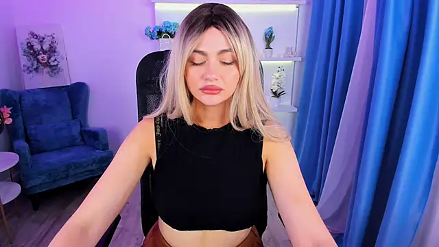 LeslieMineg online show from 21, 11, 2025