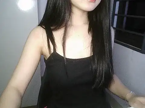 Snapshot of Annabelle-e chatting on 5, 11, 2025 Annabelle-e online show from 5, 11, 2025