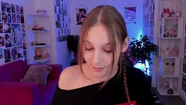 JenniferKiim online show from 17, 9, 2025