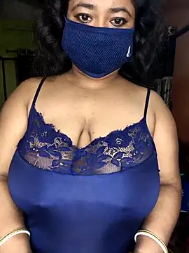 Snapshot of Smile-quien chatting on 14, 9, 2025 Smile-quien online show from 14, 9, 2025