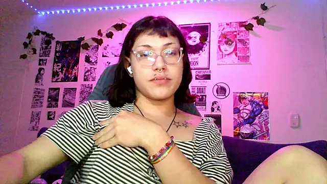 Snapshot of christina_vamp1 chatting on 13, 9, 2025 christina vamp1 online show from 13, 9, 2025