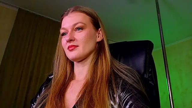 MysticVenus  online show from 12, 2, 2026