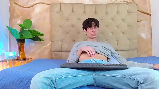 Luke Carter online show from 7, 4, 2026