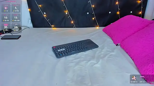 Snapshot of Danaa_moore_ chatting on 11, 10, 2025 Danaa moore online show from 11, 10, 2025