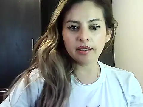 Valery  Rouse  online show from 8, 3, 2026