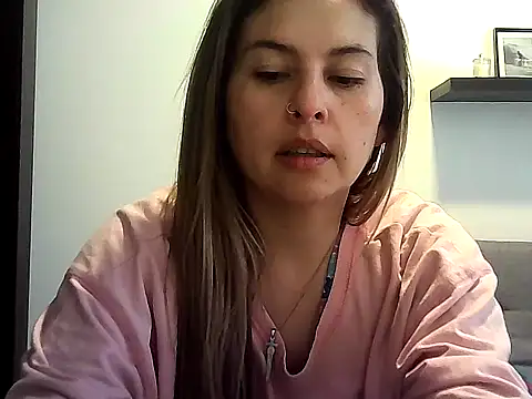 Valery  Rouse  online show from 23, 4, 2026