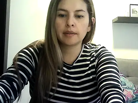Valery  Rouse  online show from 24, 4, 2026