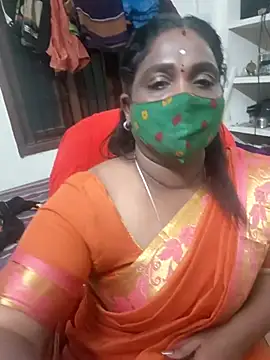 Snapshot of Tamil_Kavitha10 chatting on 27, 10, 2025 Tamil Kavitha10 online show from 27, 10, 2025