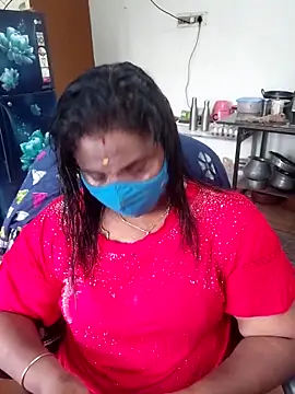 Snapshot of Tamil_Kavitha10 chatting on 18, 11, 2025 Tamil Kavitha10 online show from 18, 11, 2025