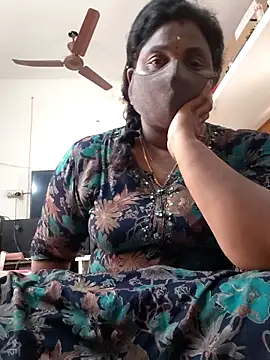 Snapshot of Tamil_Kavitha10 chatting on 5, 5, 2026 Tamil Kavitha10 online show from 5, 5, 2026