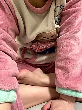 Snapshot of Winnie-1016 chatting on 19, 1, 2026 Winnie-1016 online show from 19, 1, 2026