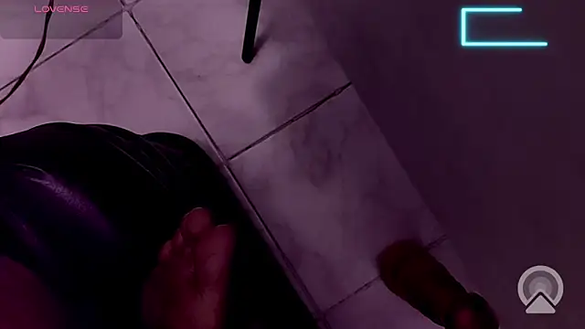 royeoy22 online show from 2, 12, 2025