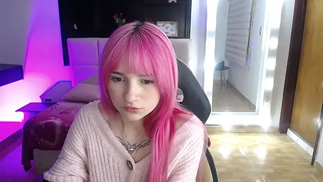  Charlotte Collins  online show from 24, 4, 2026