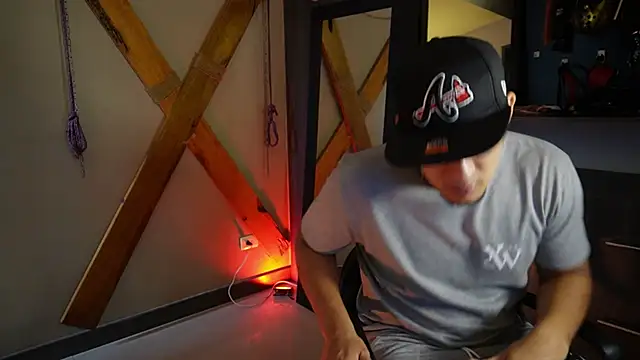 Snapshot of massimo_vidal_ chatting on 12, 9, 2025 massimo vidal online show from 12, 9, 2025