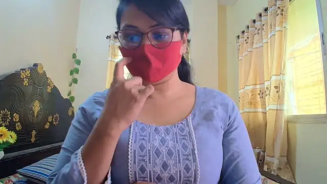 Snapshot of Elena_cruz5 chatting on 9, 5, 2026 Elena cruz5 online show from 9, 5, 2026