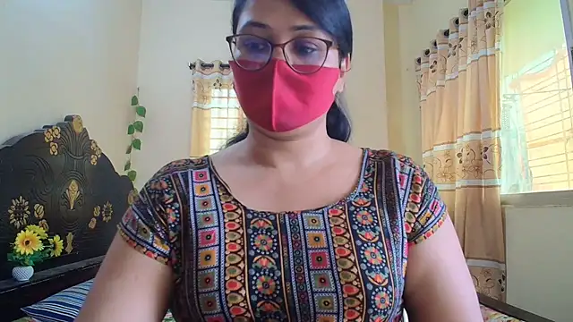 Snapshot of Elena_cruz5 chatting on 15, 5, 2026 Elena cruz5 online show from 15, 5, 2026