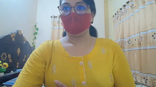 Snapshot of Elena_cruz5 chatting on 18, 5, 2026 Elena cruz5 online show from 18, 5, 2026