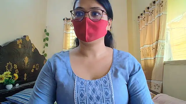Snapshot of Elena_cruz5 chatting on 22, 5, 2026 Elena cruz5 online show from 22, 5, 2026