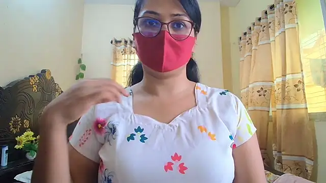 Snapshot of Elena_cruz5 chatting on 26, 5, 2026 Elena cruz5 online show from 26, 5, 2026