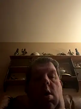 Stephanie1984 online show from 8, 11, 2025