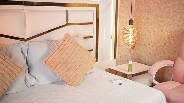 annie sm online show from 6, 10, 2025