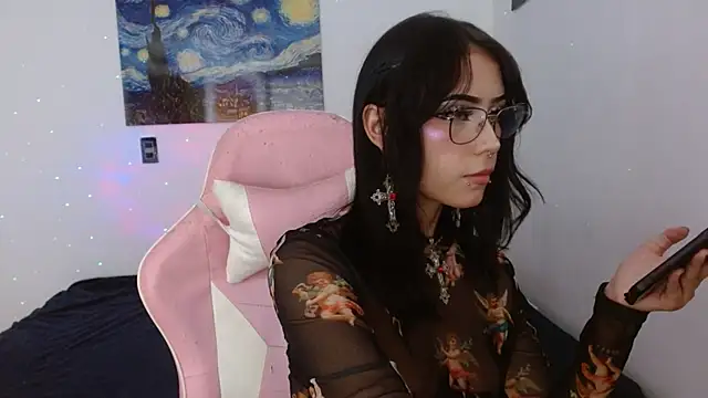 Snapshot of Melhoneymoon chatting on 24, 9, 2025 Melhoneymoon online show from 24, 9, 2025