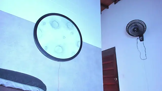 honny 23 online show from 27, 4, 2026