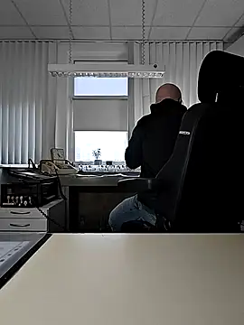 Snapshot of stunning_stallion chatting on 18, 2, 2026 stunning stallion online show from 18, 2, 2026