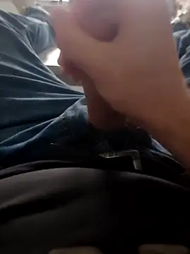 Snapshot of stunning_stallion chatting on 6, 3, 2026 stunning stallion online show from 6, 3, 2026